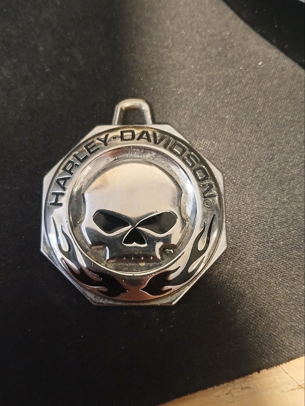 Harley-Davidson Chrome Skull Key Chain Medallion with Black Flame Accents